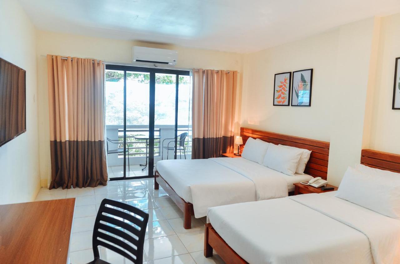 Fernando's Hotel Sorsogon Exterior foto